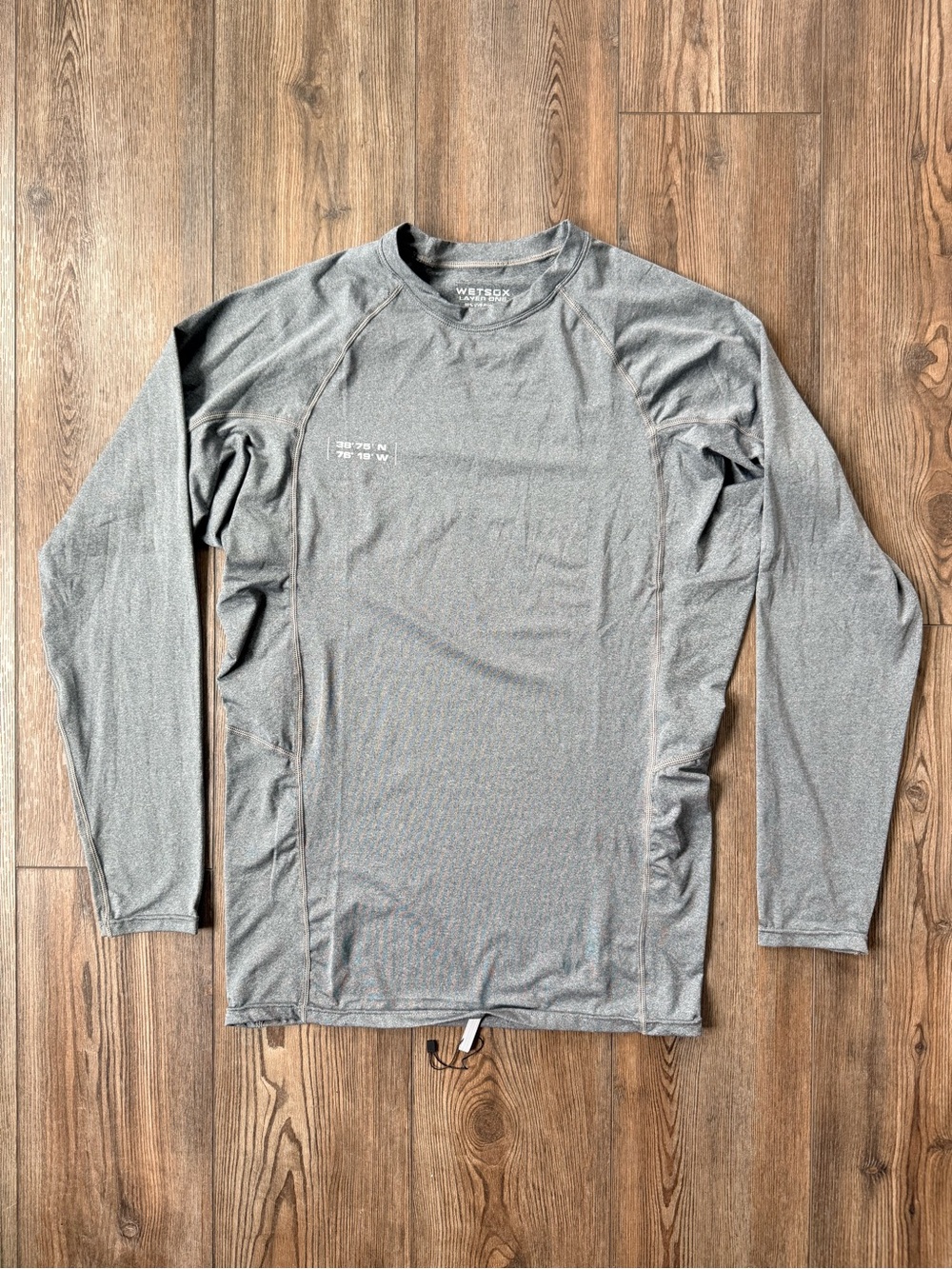 Wetsox Men's Long-Sleeve Athletic Tee in Gray Heather